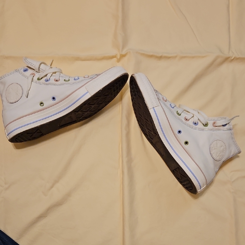 Converse Womens High-Top Sneakers - White